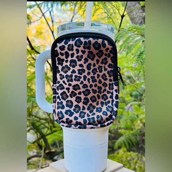 TUMBLER POUCH LEOPARD PRINT WALLET, PHONE CASE, MAKEUP, or SANITIZER HOLDER - Picture 2 of 7